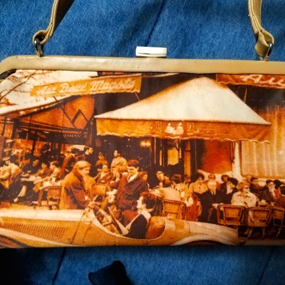 Cynthia Hart graphic purse - Picture 3 of 5